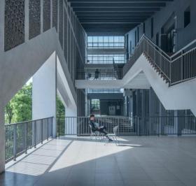 合肥工业大学宣城二期教学楼——徽派文化元素的探索 / ...