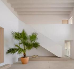 纤细与厚重的优雅对比 - 石头住宅，西班牙 / NOMO STUDIO